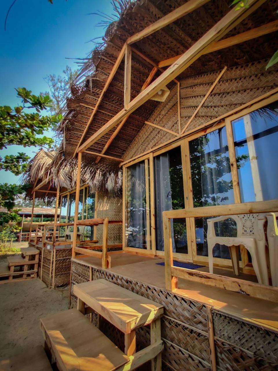 Lost Monk Beach Cottage アランボル エクステリア 写真